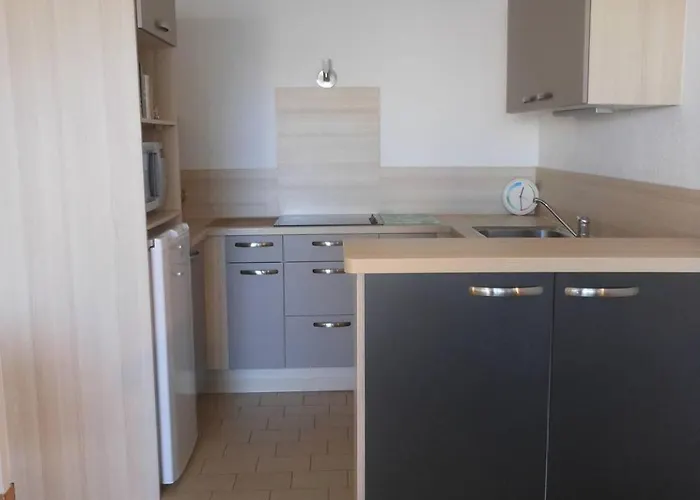 Appt 2 Pieces 52m² + Loggia 7m² Ref 4023