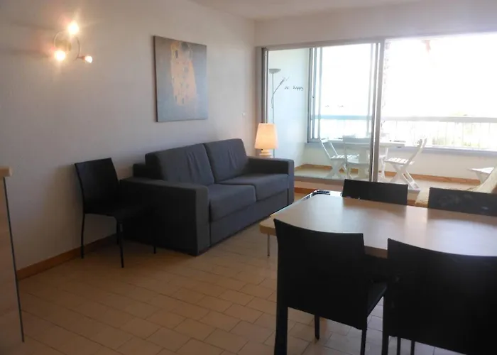 Appt 2 Pieces 52m² + Loggia 7m² Ref 4023